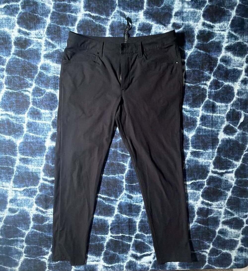 Lululemon ABC Slim Fit Pant Size 34x31 Black